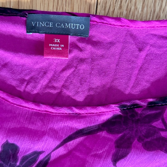 Vince Camuto Fuchsia and Black Blouse - Picture 2 of 6